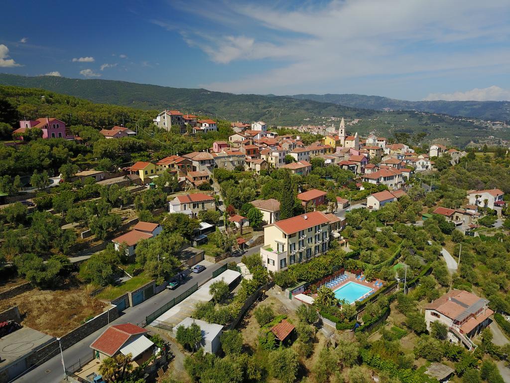 Residence Elvira Diano Marina Ngoại thất bức ảnh